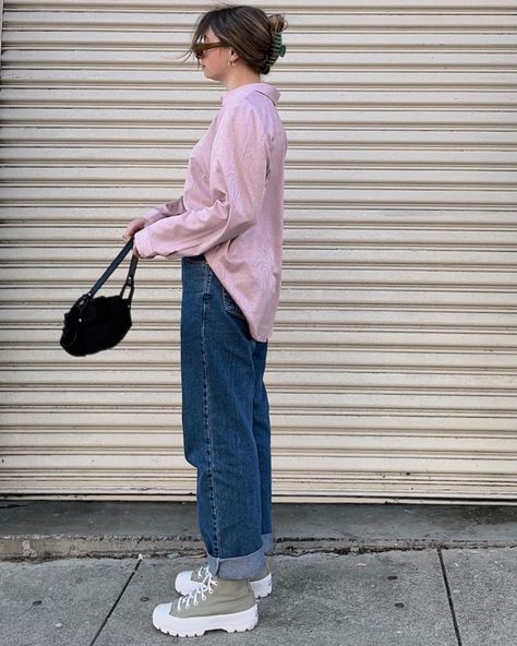 Converse Lugged Sneaker, Converse Lugged Sneaker Outfit, Converse Lugged Outfit, Lugged Converse Outfit, Outfit Button Up Shirt, Converse Lugged, Button Up Shirt Outfit, High Tops Outfit, Claw Clip Hairstyle