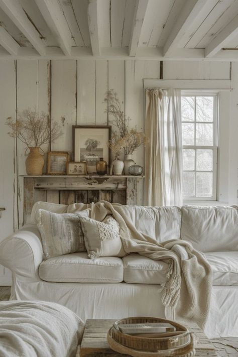 French Farmhouse Living Room Ideas, Mantelpiece Ideas, Hygge Living Room Ideas, Shabby Chic Farmhouse Living Room, Cottagecore Living Room Ideas, Shabby Chic Lounge, French Cottage Living Room, Cottagecore Living Room, Shabby Chic Side Table