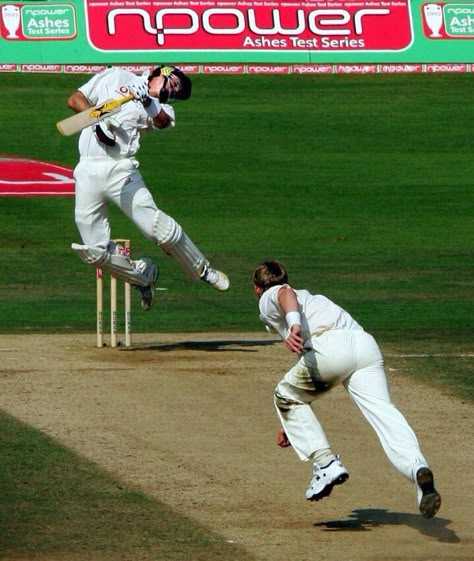 Bret Lee to Kevin Pieterson Cricket Bowling, Brett Lee, Virat Kohli Portrait Photography, Cricket Books, Cricket Time, England Cricket Team, Fast Bowling, Cricket Poster, England Cricket