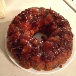 Maple Bacon Monkey Bread - Allrecipes.com Monkey Bread From Scratch, Bacon Monkey Bread, Pizza Monkey Bread, Easy Monkey Bread, Monkey Bread Recipe, Dessert Simple, Maple Bacon, Bread Machine Recipes, Bread Maker