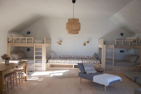 Bunk Beds Built In, Built In Bunks, Cute Bedding, Organized Home, Ideas Hogar, Bunk Room, Contemporary Farmhouse, Bunk House, Built In Desk