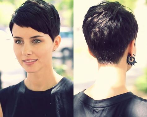 Layered Pixie Haircuts, Brunette Pixie, Short Black Hair, Popular Short Hairstyles, Short Hair Pixie Cuts, Penteado Cabelo Curto, Short Pixie Haircuts, Cute Hairstyles For Short Hair, Haircut For Thick Hair