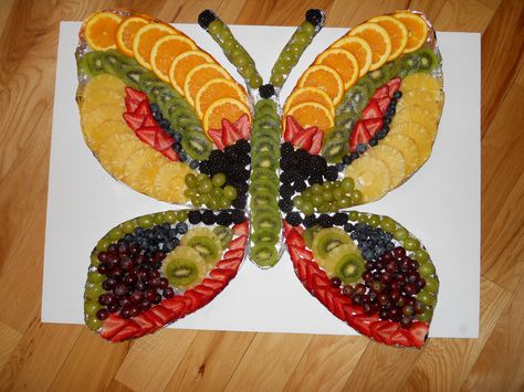 Butterfly Fruit Tray. Great at my baby shower. Thanks Mom! Butterfly Fruit Platter, Butterfly Fruit Tray, Fruit Tray Ideas, Butterfly Fruit, Graduation Brunch, Fruit Bowl Display, Fruit Platters, Fruit Diy, Platter Board