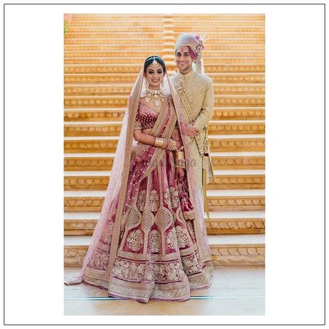 Indian Wedding Attire, शादी की तस्वीरें, Orang India, Bridal Lehenga Designs, Latest Bridal Lehenga, Couple Wedding Dress, Wedding Lehenga Designs, Indian Bride Outfits, Bridal Lehenga Collection