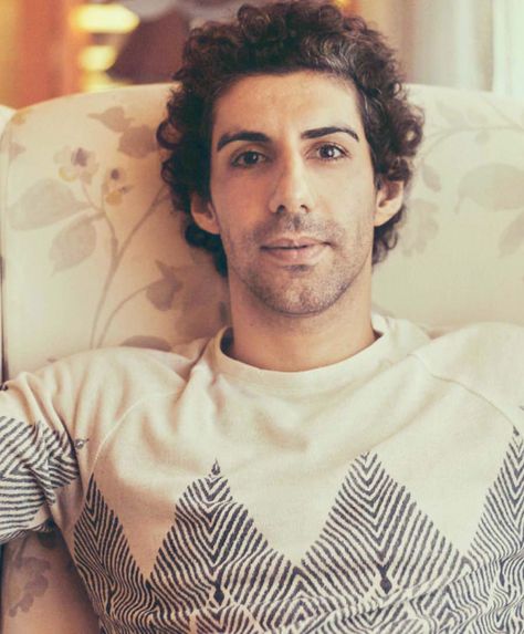 The Curious Case Of Jim Sarbh Jim Sarbh, Lamb Sauce, Facebook Profile Picture, Indian Man, Actors Images, The Interview, Whatsapp Dp, Bollywood News, Stardust