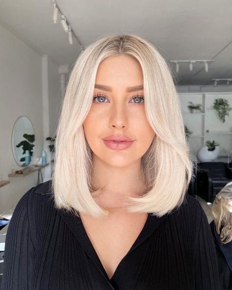 Collarbone Length Blonde Hair, Blonde Hair Long Bob, Icy Blonde Short Hair, Light Blonde Bob, Short Icy Blonde Hair, Blond Long Bob, Lob Blonde Hair, Long Bob Blond, Long Blonde Bob