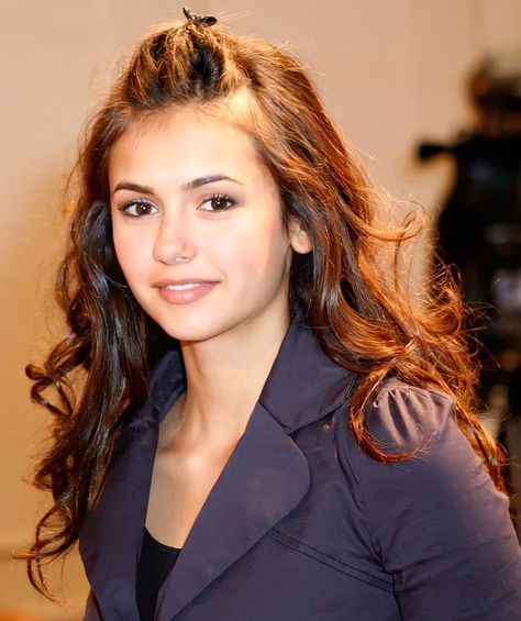 Nina Dobrev Degrassi, Demetri Volturi, Nina Dobrev Hair, Retro Ponytail, Nikolina Konstantinova Dobreva, Katerina Petrova, Tvdu Cast, Dallas Cowboys Cheerleaders, Brooke Shields