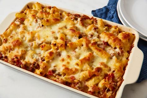 Turkey Ziti, Ziti With Ground Beef, Bake Ziti, Ziti Casserole, Beef Crockpot, Recipe With Ground Beef, Dinner Suggestions, Beef Casseroles, Easy Baked Ziti