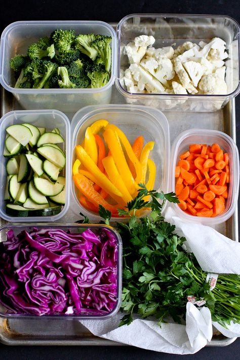 How to Prep Vegetables for the Week Meal Prep Veggies, Meal Prep Vegetables, Seared Chicken Breast, Vegetable Prep, Easy Chicken Breast, Lift Detox, Diet Vegetarian, Idee Pasto Sano, Diet Keto