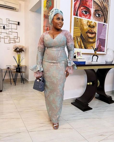 Brocade Dress Styles Nigeria, Brocade Asoebi, Brocade Asoebi Styles, Aso Ebi Style, Damask Dress, Nigerian Lace Styles Dress, Nigerian Lace Styles, Winter Wonderland Theme, Wonderland Theme