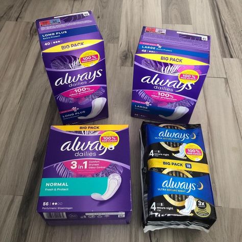 Tampons Aesthetic, Always Maxi Pads, Study Room Organization, Period Supplies, Feminine Pads, Amazing Food Platters, Period Kit, Ipad Essentials, Maxi Pad