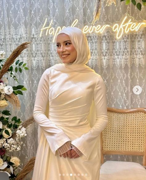 Satin Wedding Dress Hijab, Hijab Dress Party Engagement Simple, Simple Engagement Dress Hijab, Simple Hijab Wedding Dress, Engagement Hijab Dress, Simple Nikkah Outfit, Hijabi Wedding Dress Simple, Hijabi Engagement Dress, Hijab Dress Party Engagement