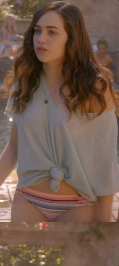 Mary Mouser Cobra Kai, Sam Larusso, Avengers Dr, Allison Scagliotti, Cobra Kia, Mary Mouser, Hayley Leblanc, Michelle Trachtenberg, Hula Dance