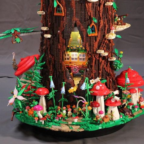 Amazing LEGO fairy castle stands over 4 feet tall! Lego Forest, Lego Tree House, Lego Fairy, Lego Zoo, Fairy Teacup, Model Castle, Lego Tree, Lego Village, Rainbow House