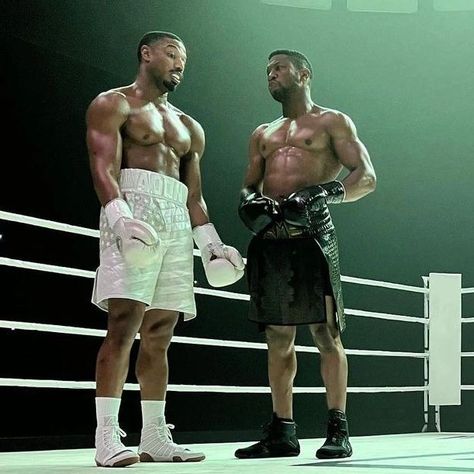 Bowflex Workout, Creed Movie, Boxing Clothes, Black Men Fashion Urban, Ufc Boxing, Best Physique, Gentleman Aesthetic, Dapper Dudes, Michael B Jordan