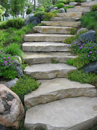 31+ Creative Garden Step and Stair Ideas To Enhance Your Landscaping Patio Steps, Stone Steps, Garden Stairs, Exterior Stairs, Outdoor Steps, Garden Walkway, Garden Steps, Outdoor Stairs, Patio Plants