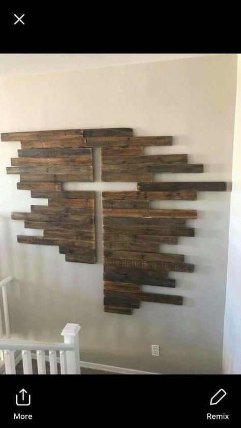 Cross Collection Wall Ideas, Diy Wood Cross Wall Art, Wood Layered Art, Country Diy Crafts, Church Altar Design Ideas, Wood Projects Decor, Church Decorations Ideas, Vertical Wood Wall, Loft Decorating Ideas Upstairs