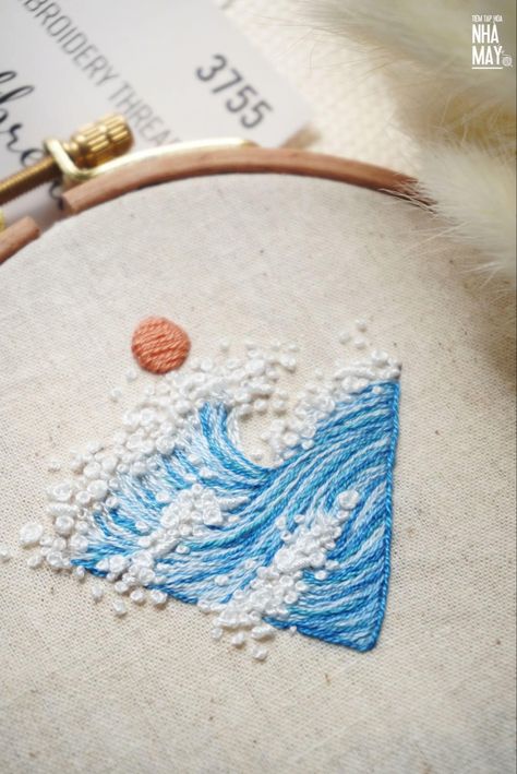 Ocean Wave Embroidery, Embroidery Sea Life, Surfboard Embroidery, Ocean Embroidery Patterns, Seaside Embroidery, Coastal Embroidery, Hawaii Embroidery, Diy Embroidery Letters, Surf Embroidery