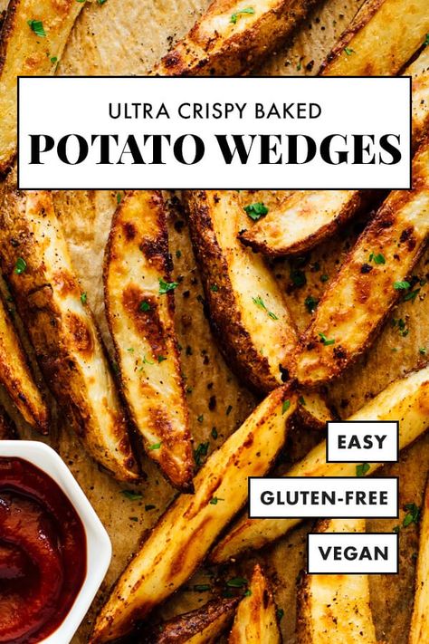 Baked Potato Wedges Recipe, Healthy French Fries, Baked Potato Wedges, Crispy Potato Wedges, Crispy Baked Potatoes, Potato Wedges Recipe, Potato Wedges Baked, Wedges Recipe, Homemade French Fries