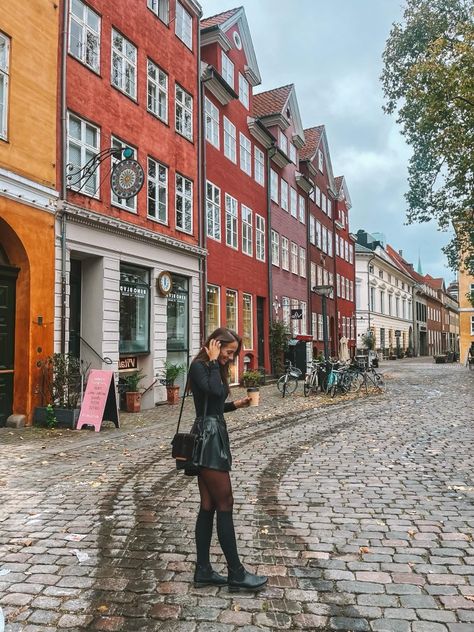 German Fashion Women Street Style, German Fashion Women, Montreal Outfits, Scotland Outfit, Women Street Style, German Fashion, Women Street, Street Style Women, Montreal