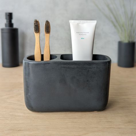 Concrete Toothbrush Holder - Etsy Concrete Containers, Bathroom Caddy, Concrete Bathroom, Handmade Concrete, Storage Caddy, Concrete Kitchen, Kitchen Utensil Holder, Utensil Crock, Concrete Molds