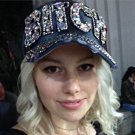 aberdeen ੈ✩‧₊˚ gia’s betrothed on Twitter: "baseball cap : “supreme bitch”, 11/10… " Phoebe Bridgers, I Love Music, Look Cool, Festival Captain Hat, Music Artists, Pretty People, Fangirl, My Girl, Vision Board