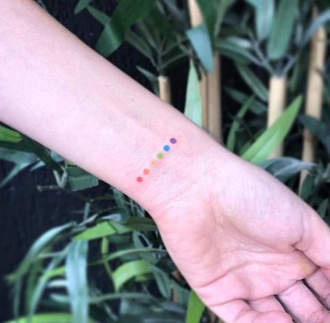 Le tatouage LGBT Pride Tattoo, Petit Tattoo, Mini Tattoos, Beautiful Tattoos, Watercolor Tattoo, I Tattoo, Body Art, Tatting, Piercings