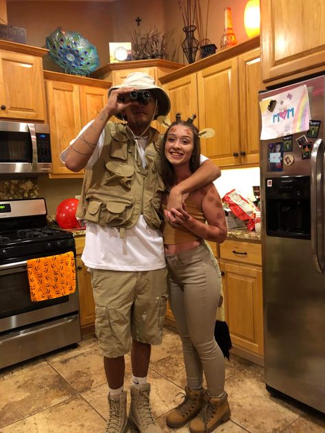 Safari Homecoming Theme Outfit, Mens Zoo Keeper Costume, Safari Theme Outfit For Men, Safari Theme Party Outfits College, Halloween Safari Costumes, Safari Explorer Costume Woman, Cheetah And Safari Couple Costume, Tiger And Zoo Keeper Costume, Mens Safari Costume