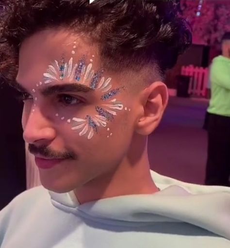 Pep Rally Makeup, Mens Face Paint, Rave Face Paint, School Spirit Face Paint, Glitter Face Makeup, Men Wearing Makeup, Glitter Face Paint, Festival Face Paint, Coachella Makeup