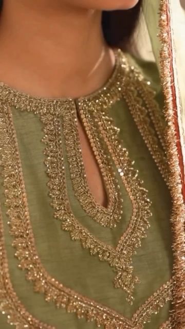 Lace Dress Classy, Embroidery Fashion Detail, Latest Bridal Dresses, Neck Designs For Suits, Bead Embroidery Tutorial, Hand Embroidery Patterns Flowers, Pakistani Fancy Dresses, Fashion Sewing Tutorials, Diy Embroidery Patterns