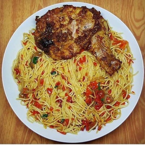 Nigeria Food, African Recipes Nigerian Food, African Cooking, Nigerian Food, Tasty Recipes Videos, Healthy Food Dishes, Healthy Homemade Recipes, Healthy Food Motivation, Yummy Comfort Food