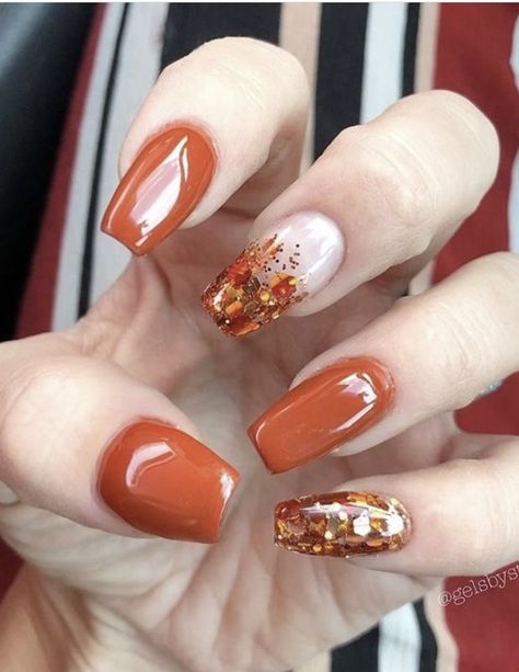 Almond Nails Designs For Fall, Rust Nails Design, Rust Nails, Nail Refill, Autumnal Nails, Nail Art Orange, Inspirational Nails, Nails 23, Orange Nail Designs