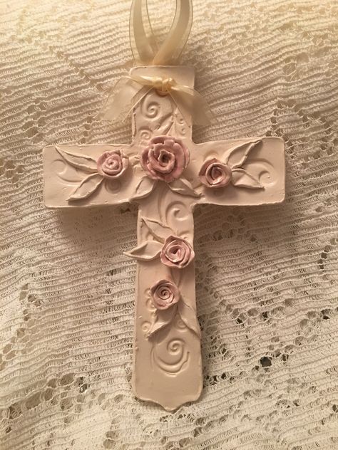 Handbuilt cross with pink roses for baby girl christening Glazed in Antique White and pink Ceramic Crosses Ideas, Christian Ceramic Ideas, Christian Clay Art, Clay Crosses Diy, Easter Jesus Crafts, Polymer Clay Cross, Cross Ceramic, Cross Candle Holder, Hand Painted Crosses