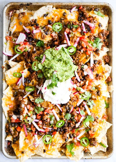 Ultimate Nachos Recipe, Quick Chili, Quick Guacamole, Fajita Bowl, The Defined Dish, Defined Dish, Salsa Recipes, Sport Events, Mexican Breakfast