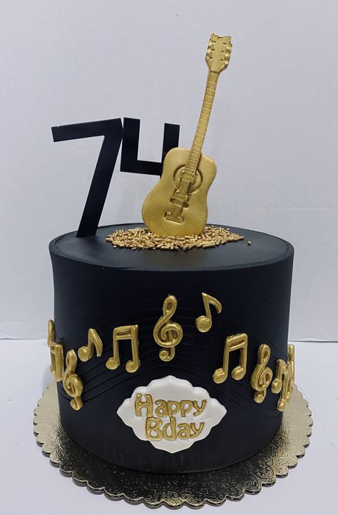 Music Note Birthday Cake, Music Cake Ideas, Music Birthday Cakes, Guitar Birthday Cakes, Music Note Cake, Bolo Musical, Music Themed Cakes, Pirate Ship Cakes, Piano Cakes