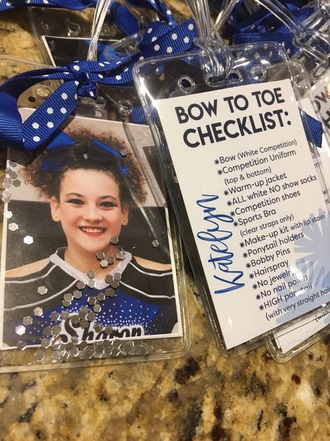 Cheer Notebook Ideas, Simple Cheer Team Gifts, Senior Gifts Dance Team, Cheer Clothespins For Backpacks, Cheer Team Gift Ideas Diy, Cheer Travel Kit, Cheer Thank You Gifts, End Of The Year Gifts For Cheerleaders, Cheer Competition Fundraiser