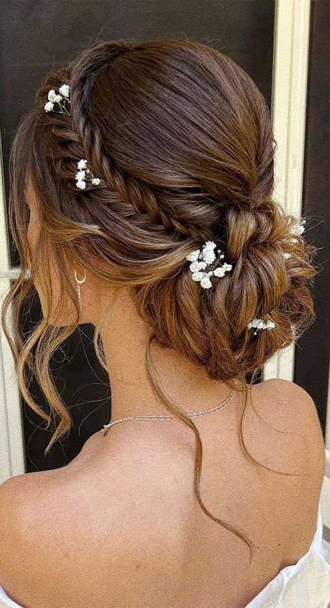 Curly Natural Curls, Modern Bridal Hairstyles, Cute Bob Haircuts, Bridal Hair Inspiration, Updos For Medium Length Hair, Hair Solutions, Wedding Hairstyles Updo, Shoulder Length Hair, Cool Haircuts