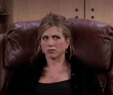 Playlist Pictures, Estilo Rachel Green, Rachel Green Style, Perfect Video, Jenifer Aniston, Jen Aniston, Friends Cast, Friends Moments, Central Perk