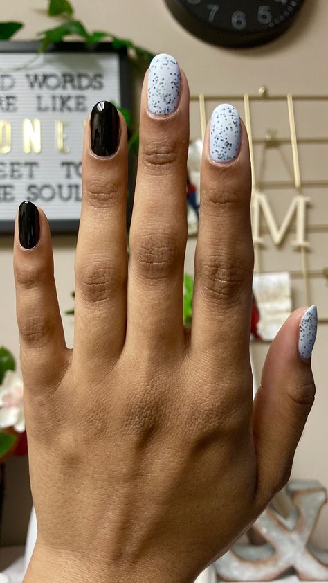 Speckle Nails, Speckled Nails, Nail Arts, Nails Art, Simple Nails, Cute Nails, Nail Inspo, Black Blue, Gel Nails