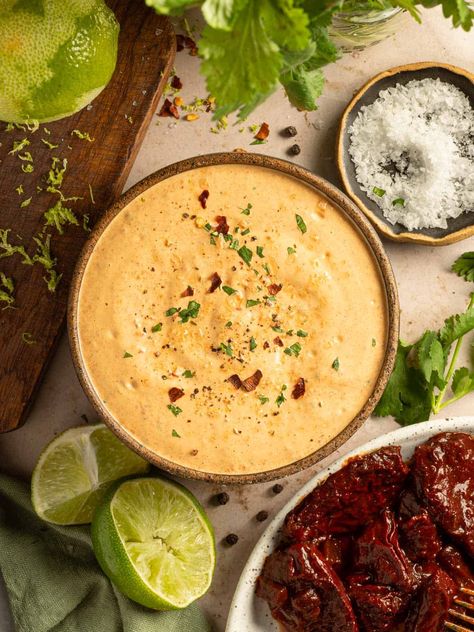 Chipotle Lime Sauce Chipotle Bowl Sauce, Chipotle Lime Sauce, Sauce For Fries, Spicy Mayo Recipe, Tacos Chicken, Creamy Chipotle Sauce, Lime Aioli, Chicken Burrito Bowls, Chipotle Bowl