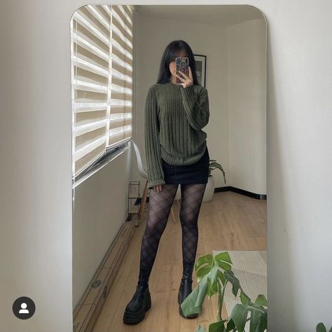 Dakota Core Aesthetic, Gothic Inspired Outfits, Cute Outfits With Tights, Tights Outfits Casual, Outfits With Tights, Outfit With Tights, Jade West, Self Employed, Autumn Fits