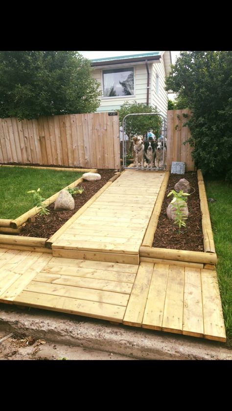 Garden Wood Walkway Wooded Backyard, Garden Walkways, Wood Walkway, Wood Tie, Garden Wood, Garden Walkway, Mobile Homes, Backyards, Walkway