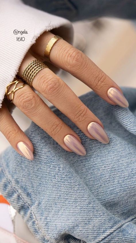 Best Chrome Nails, Sofisticated Nails, January Manicure, Tan Chrome Nails, Chrome Powder Nails, Ongles Beiges, Nagellack Trends, Mirror Nails, Nagel Tips