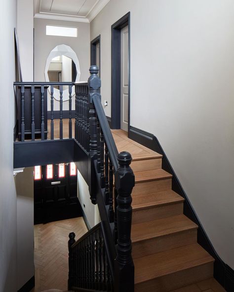 Navy Bannister Rail, Dark Stairway Ideas, Refurbished Staircase, Bannisters And Railings, Stairway Paint Ideas, Bannister Ideas Painted, Painted Bannister, Banister Makeover, Dark Stairs