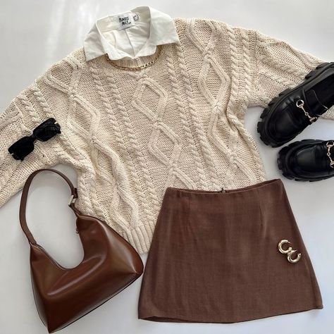 Brown Beige And Black Outfit, Penny Lane Loafers, Philanthropy Outfits, Winter Mini Skirts, Japan Fits, Bday Dress, Loafers Outfit, 1 November, Fantasy Closet