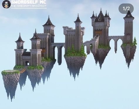 Minecraft Medieval Castle, Minecraft Castle Blueprints, Floating Castle, Minecraft Medieval House, Minecraft Castle Designs, Castle In The Clouds, Castle Medieval, Mc Ideas, Minecraft Interior