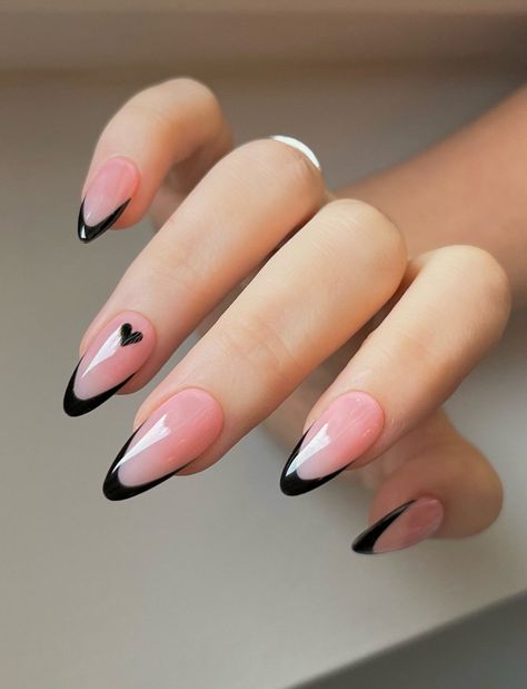 Oval Nails With French Tip, Black Almond Nails French Tip, Cute French Tips Nails, Trendy Summer Nails French Tip, Black French Tips Almond, Upside Down French Nails, Pointed French Tip Nails, Black Almond French Nails, Nails With French Tip Design