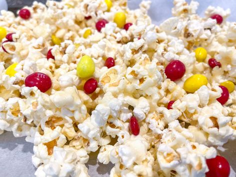 Chiefs Themed Snacks, Kansas City Chiefs Puppy Chow, Super Bowl Popcorn, Chiefs Themed Desserts, Kansas City Chiefs Popcorn, Kc Chiefs Super Bowl Snacks, Kansas City Chiefs Football Snacks, Kc Chiefs Football Snacks, Kansas City Chiefs Charcuterie Board