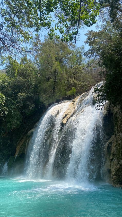 Aesthetic Waterfall Wallpaper, Waterfall Aesthetic Wallpaper, Water Fall Landscape, Water Fall Aesthetic, Waterfalls Aesthetic, Waterfall Pics, Aesthetic Waterfall, Waterfall Aesthetic, Dinner Setup