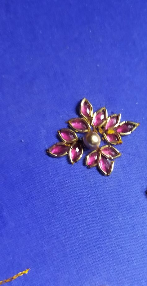 Butta design using kundan stones and zardosi Kundan Embroidery, Butta Design, Zardosi Work, Simple Embroidery Designs, Bead Embroidery Tutorial, Embroidery Tutorial, Embroidery Motifs, Simple Embroidery, Stone Design